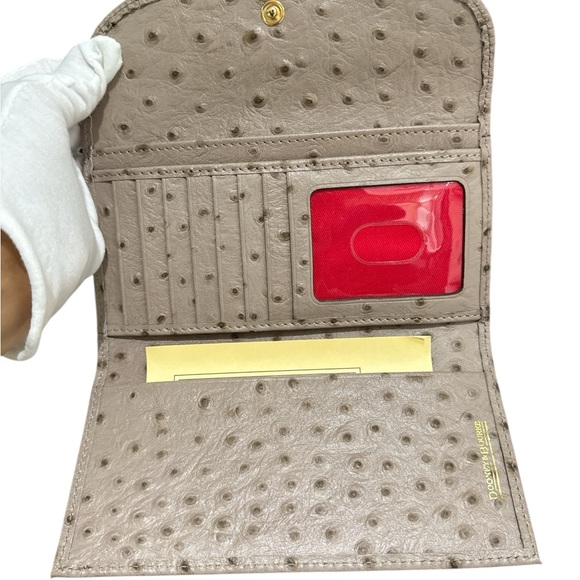 Dooney & Bourke Ostrich Brown Tan Wallet Classic Design - Picture 4 of 5